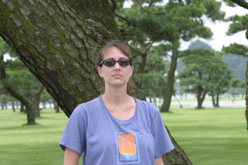 Would you PLEASE just take the **** picture!  Outside Imperial Palace, Tokyo