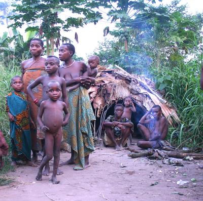 Pygmy Family - Bayanga, CAF