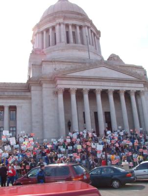 Washington State ORV enthusiasts at the state capitol