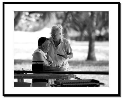 EE5E3652-BW-800x600.jpg