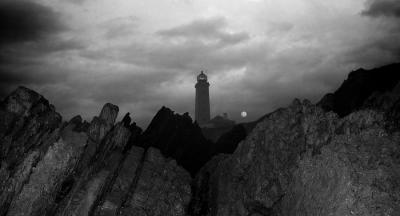 u14/jose_pinto/medium/41769759.DSC_2831240305Farol.jpg