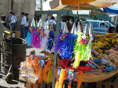 (evil) clown pinatas