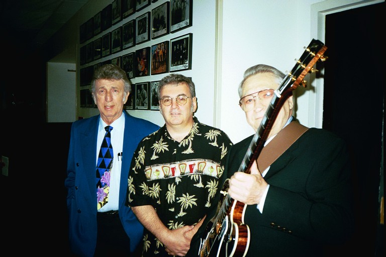 <a href=http://www.djfontana-tcb.com/>DJ</a>, me and <a href=http://scottymoore.net>Scotty</a>