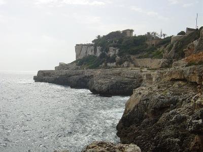 Hafeneinfahrt   Cala-Figuera