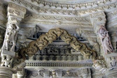 Detail - Arch  Adinath Temple, Ranakpur