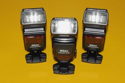  Nikon Speedlights