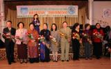 Tang hoa cho cac thay-co