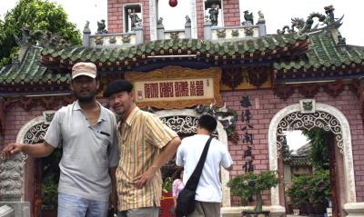 Hung and Phuoc at Chinese temple-Hoi An