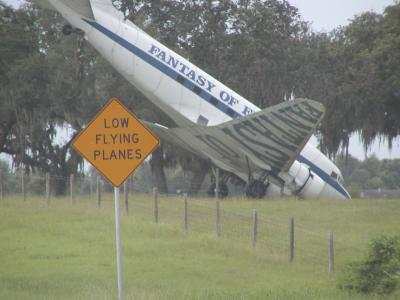 Fantasy of Flight roadside 'sign'