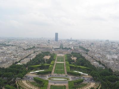 Looking SE; Montparnasse, Ecole Militaire