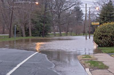the night before the crest of flood of 2005