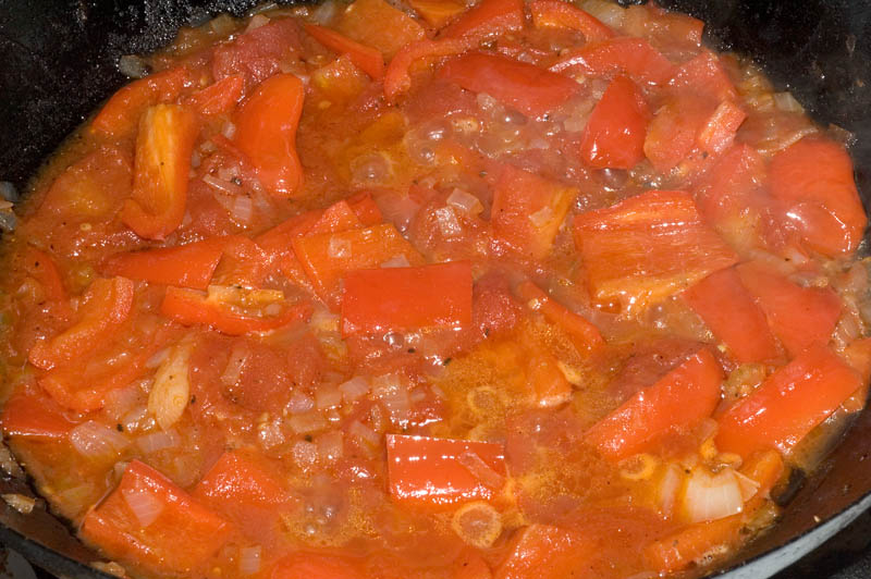 huevos rancheros (preparation)