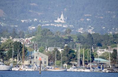 u14/sfbay_sail/medium/4353675.510TiburonEstuary.jpg