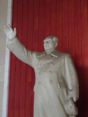 Statue of Chairman Mao(毛主席像)
