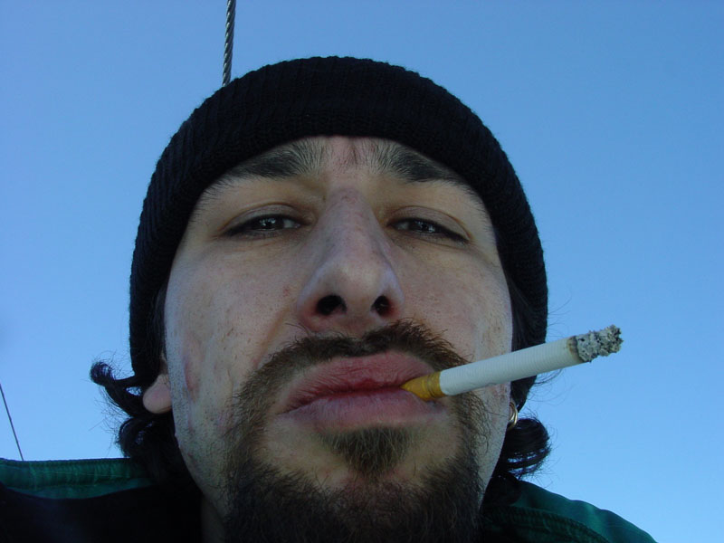 <B>Wireabovemyhead</B><BR><FONT size=2>by Arahne</FONT>