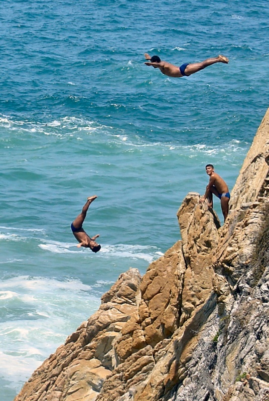 <B>Cliff Divers of Acapulco</B>