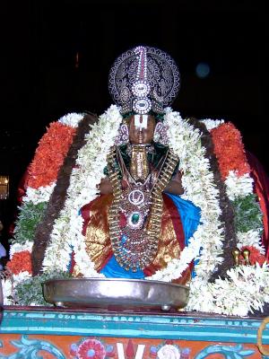 Peyazhvar welcoming parthasarathi in mylapore