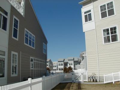 The New Arverne By The sea