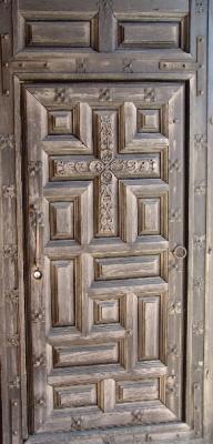 u14/wingsandthings/medium/41724570.goliaddoor3.jpg