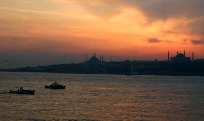 ISTANBUL UNDER THE WINGS