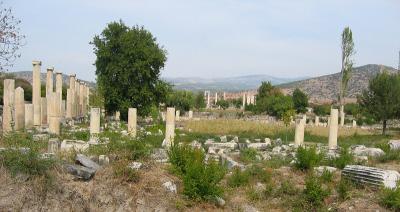 Temple of Aphrodite in the distance.