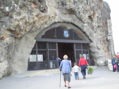 entrnace of Cave church