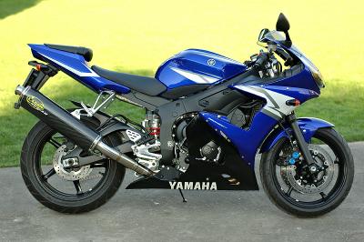 Yamaha R6 (2004)