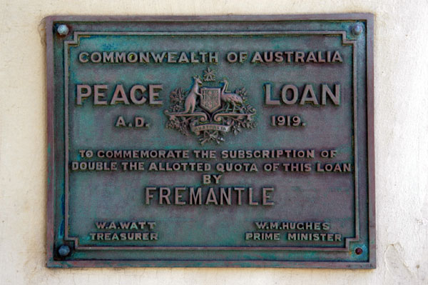Plaque on Town Hall placed in 1919 for Peace Loan