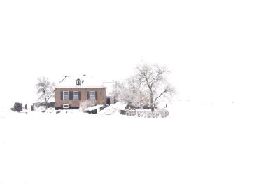 boerderij in de sneeuw