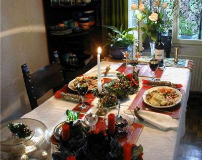 Dining Room Christmas 03.jpg
