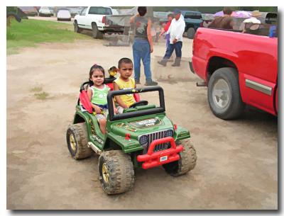 Beebe Flea Mkt ridin in style.jpg