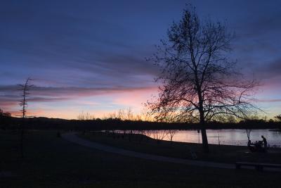 lake_balboa_sunset