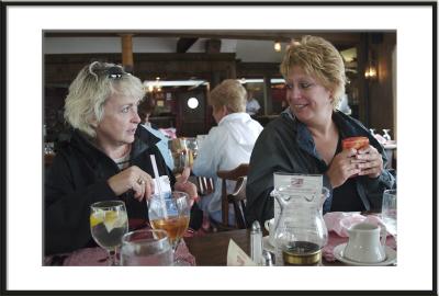 Last stop: LUNCH at the Tugboat Inn.