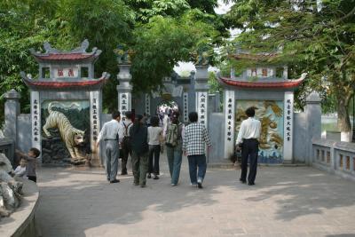 Ngoc Son Temple