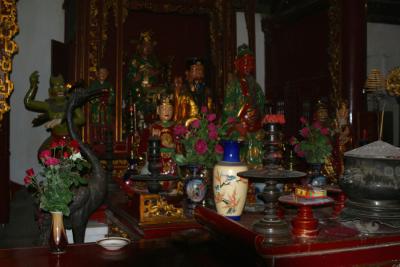 Ngoc Son Temple