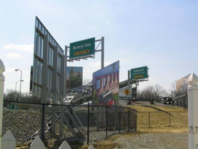 Italian Job Stunt Track construction.jpg