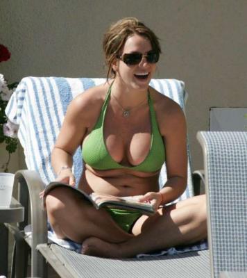 spears-britney-a005_biga.jpg