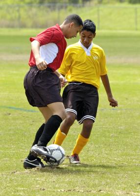 GiantsSoccer040905_011.jpg