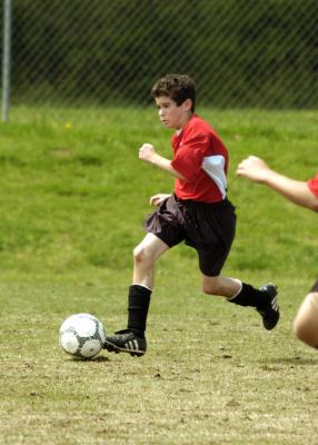 GiantsSoccer040905_019.jpg