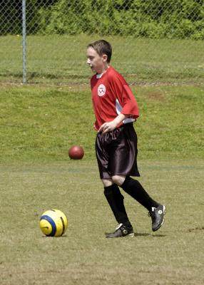GiantsSoccer042305_003.jpg