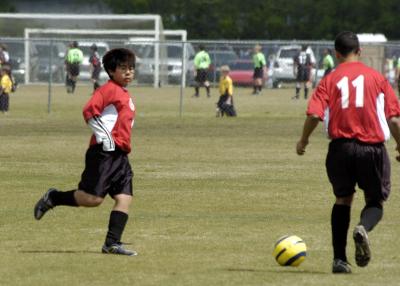 u15/donaldddavisjr/medium/42658605.DiamondbacksSoccer042305_011.jpg