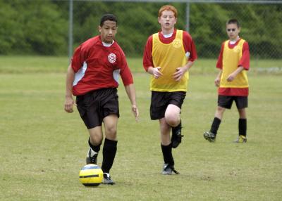 u15/donaldddavisjr/medium/42660413.DiamondbacksSoccer042305_102.jpg