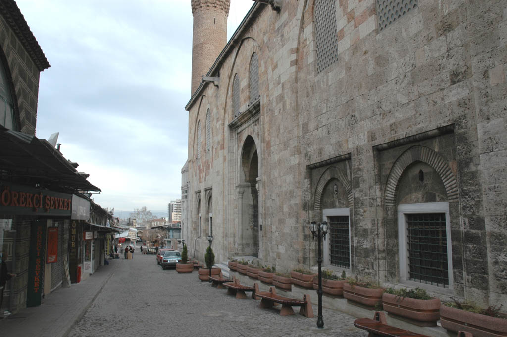 Bursa Ulu Mosque side