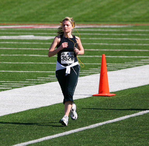 Melody entering the stadium