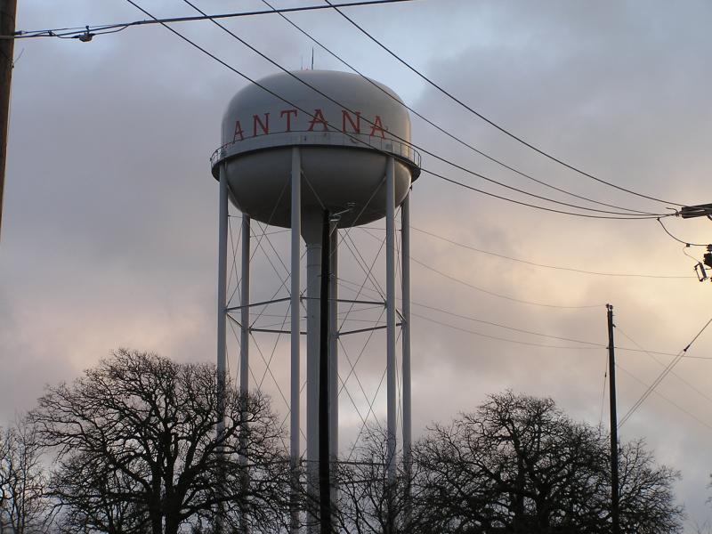 Lantana Texas Water Tower.JPG