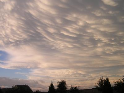 Swirling clouds 1.JPG