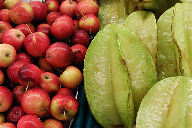 Crabapples & Cerembola (Star Fruit)