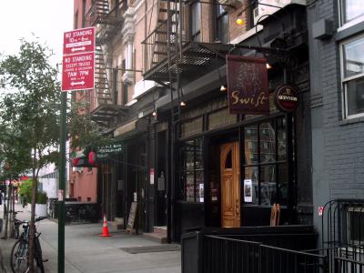 A Pub ,Bars & Restaurants near the Bowery