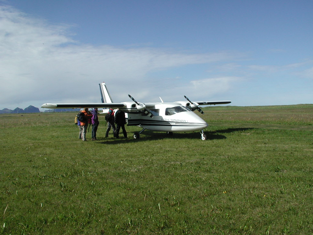 Flying to the Westman-Island-group