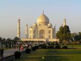Gardens, Taj and tourists